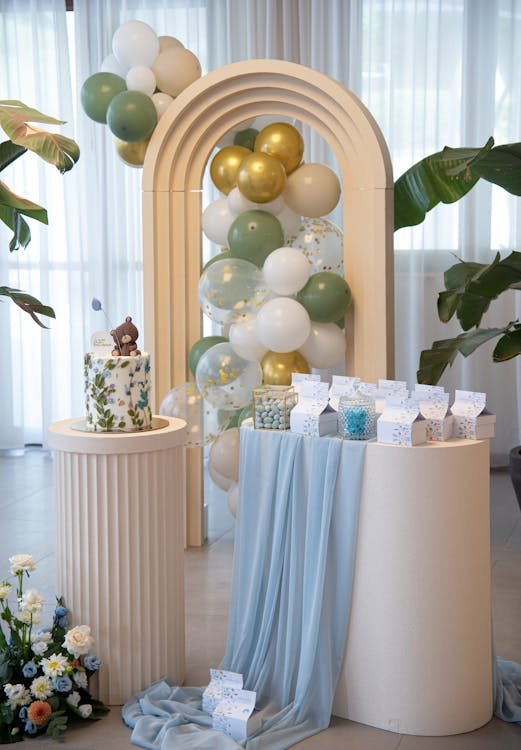 Transformez vos événements avec des arches en ballons colorés