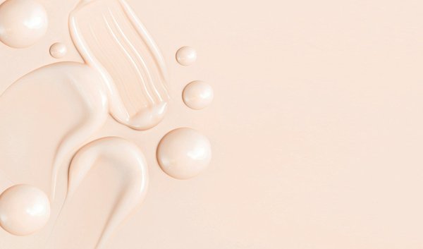 Quelles techniques de peinture pour créer un mur d'accent texturé dans une chambre ?