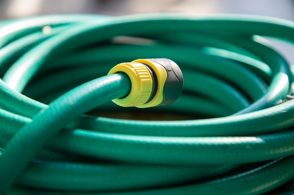 Tout savoir sur le tuyau abrasion : caractéristiques et usages